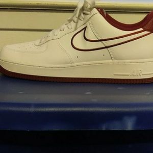 Nike Air Force 1